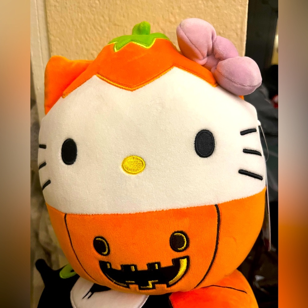 HELLO KITTY HALLOWEEN SQUISHMALLOW 😍🤩🥰